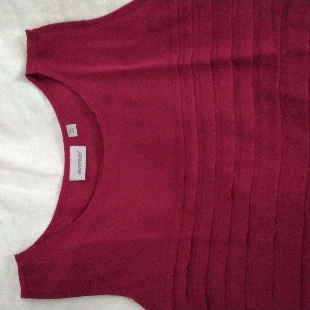 AVENUE pink tiered tank top, size 22/24